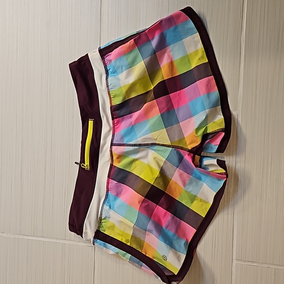 Lululemon Groovy Run Short 8 - Picture 3 of 4